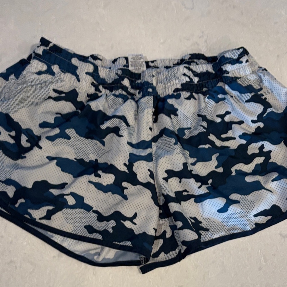 Athletic Works Blue Camouflage Women's Shorts